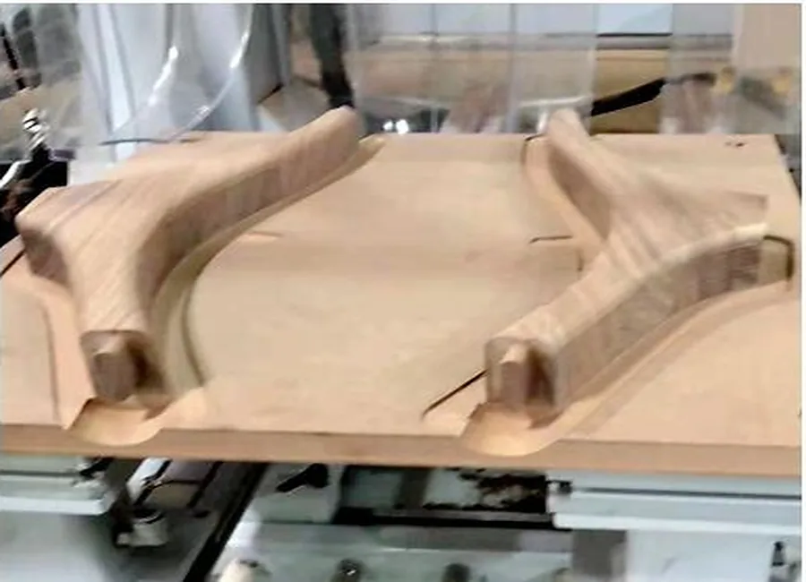 Representative curved wood component for complex 3D machining planning