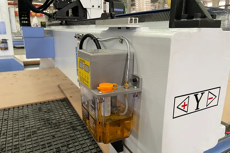 UA-481 lubrication unit detail